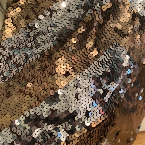 ✨HP✨ Alice & Olivia Sequin Dress - Picture 7 of 7